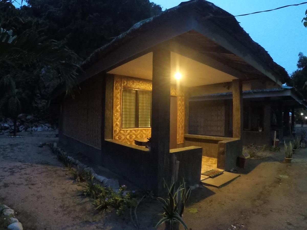 Se San Beach Resort-Isla De Gigantes Carles المظهر الخارجي الصورة